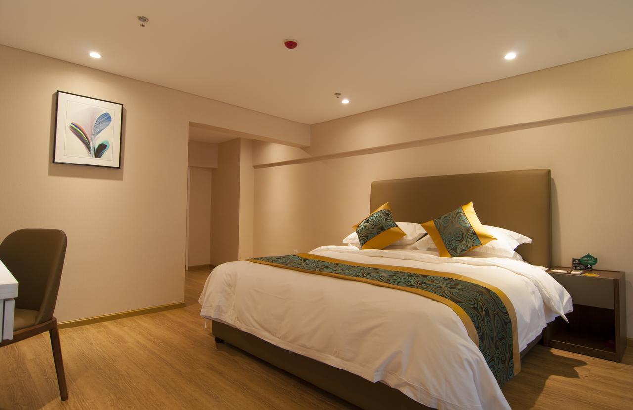 Home Plus Suite Hotel And Apartment 武漢市 エクステリア 写真
