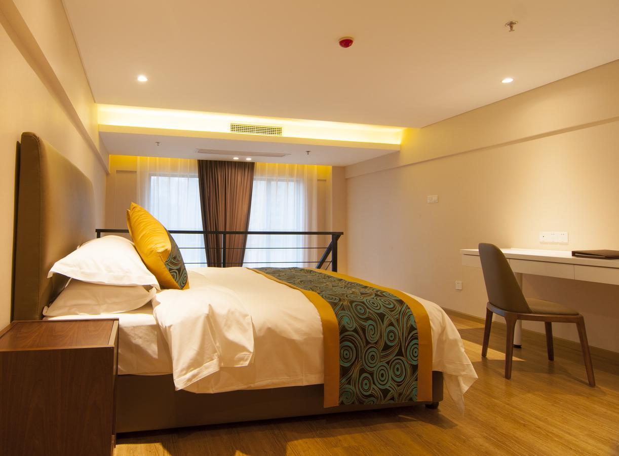 Home Plus Suite Hotel And Apartment 武漢市 エクステリア 写真