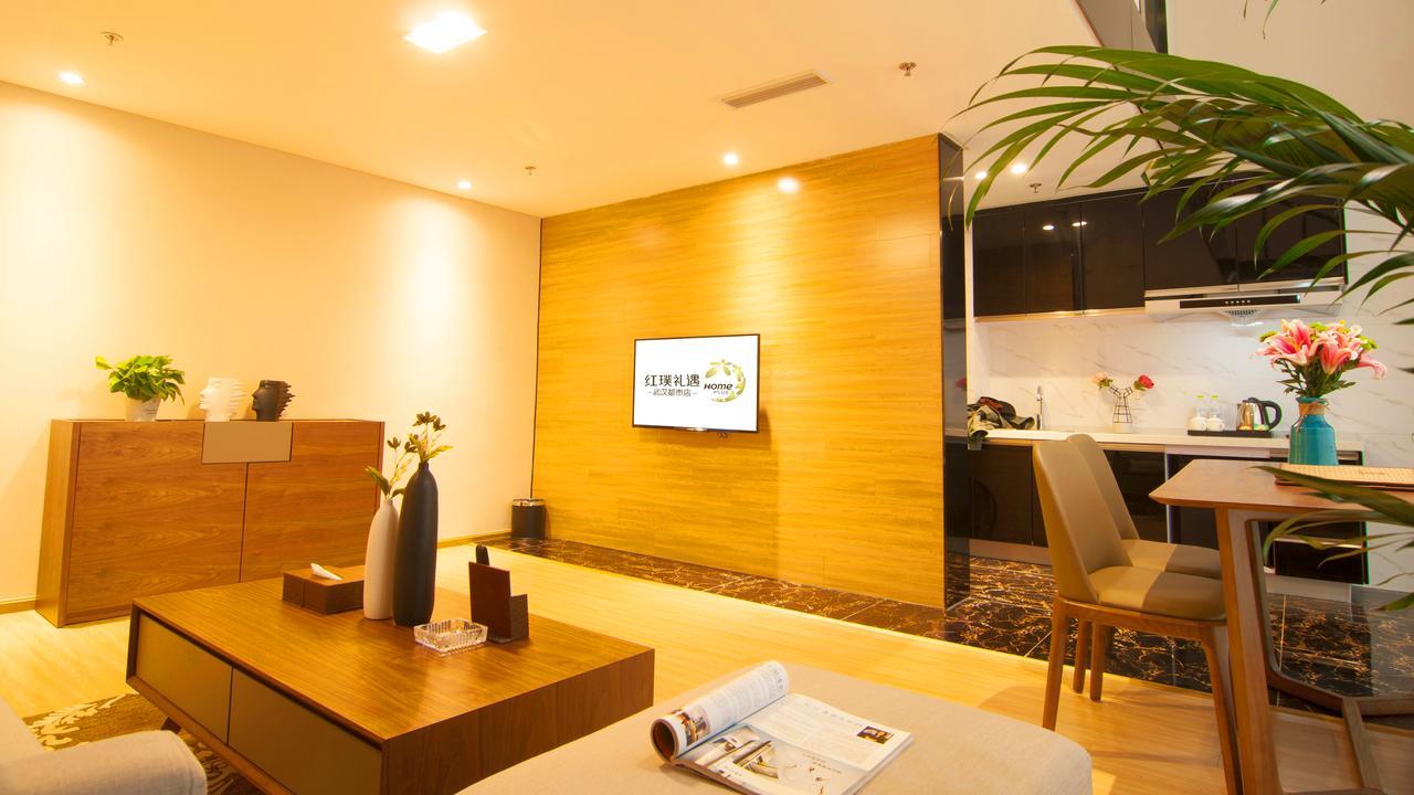 Home Plus Suite Hotel And Apartment 武漢市 エクステリア 写真