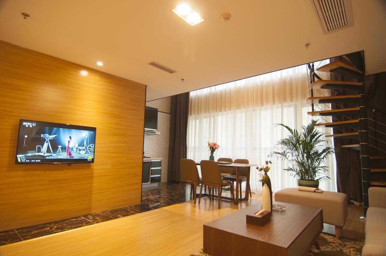 Home Plus Suite Hotel And Apartment 武漢市 エクステリア 写真