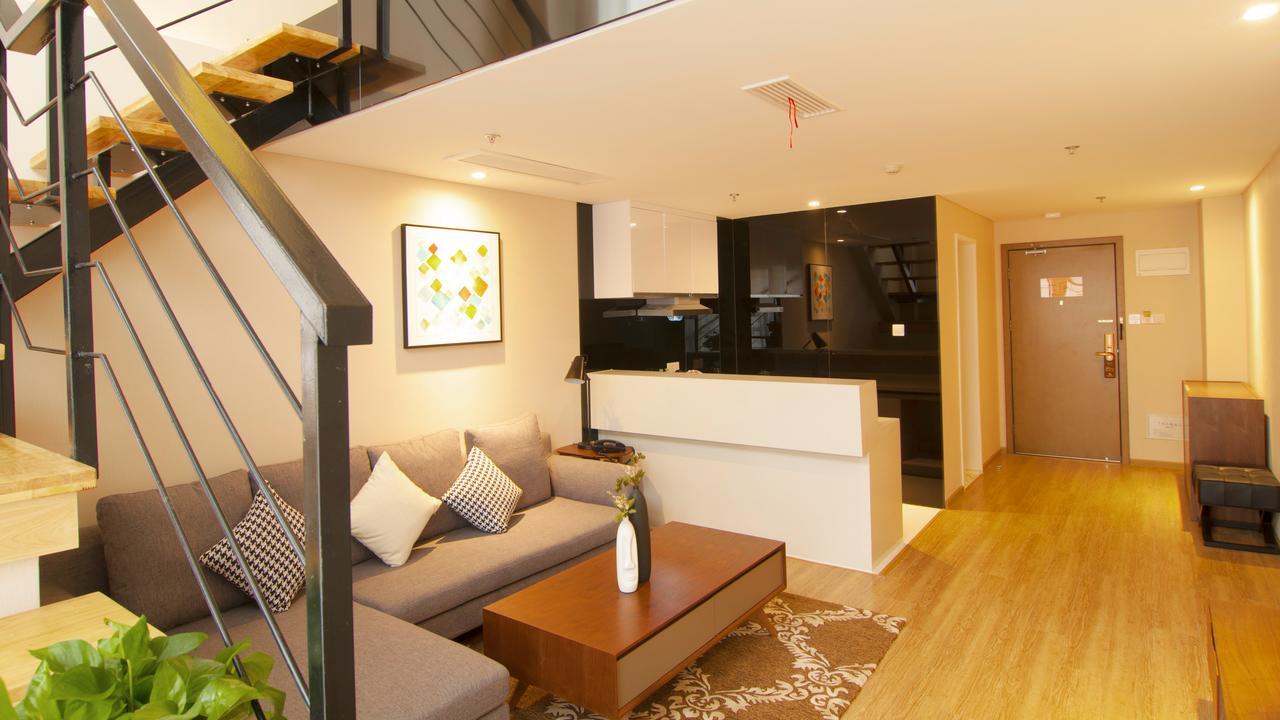 Home Plus Suite Hotel And Apartment 武漢市 エクステリア 写真