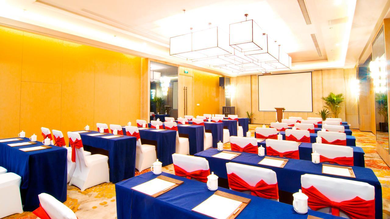 Home Plus Suite Hotel And Apartment 武漢市 エクステリア 写真