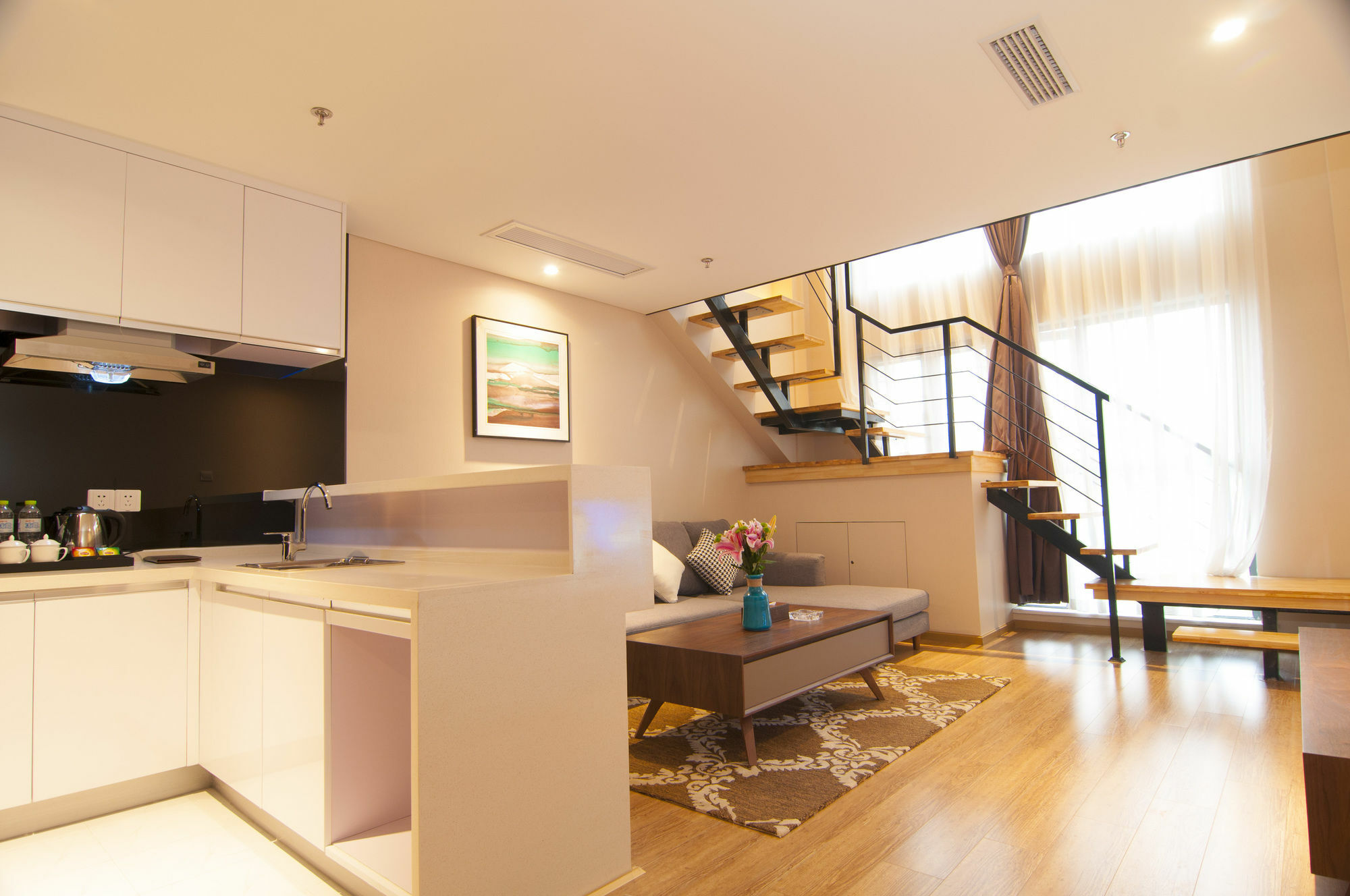 Home Plus Suite Hotel And Apartment 武漢市 エクステリア 写真
