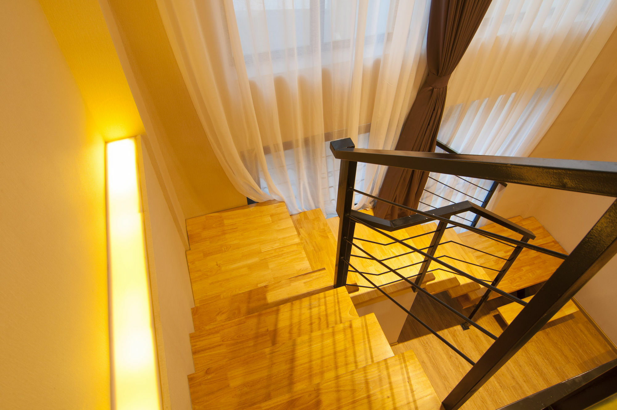 Home Plus Suite Hotel And Apartment 武漢市 エクステリア 写真