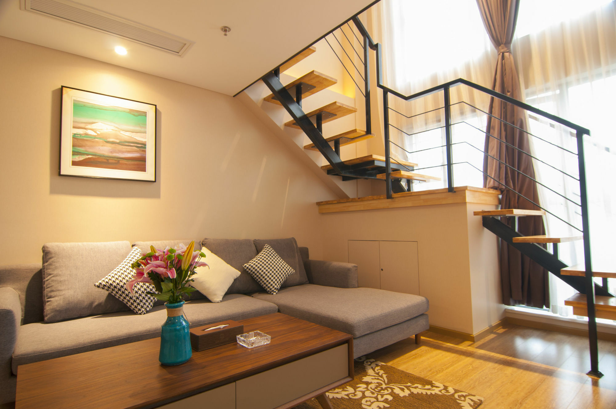 Home Plus Suite Hotel And Apartment 武漢市 エクステリア 写真